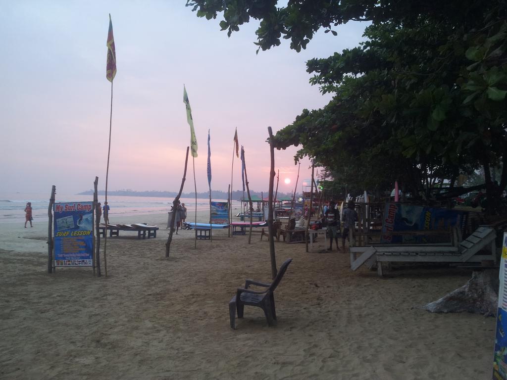 Bay Reach Home Stay Weligama Eksteriør billede